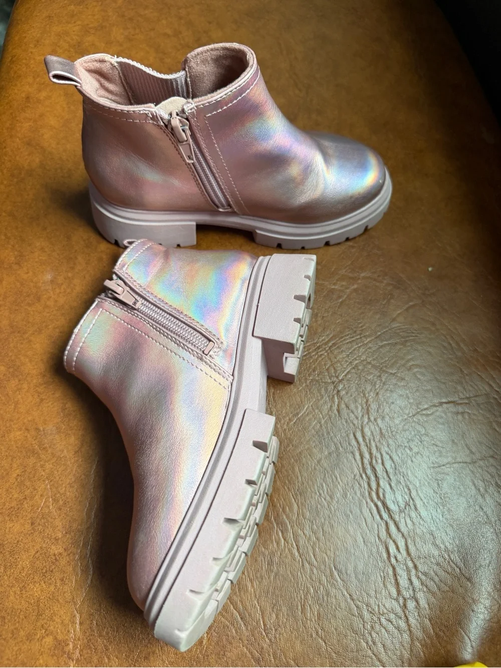 Girls' Iridescent Pink Chelsea Boots with Easy Slip-On Design size 11.